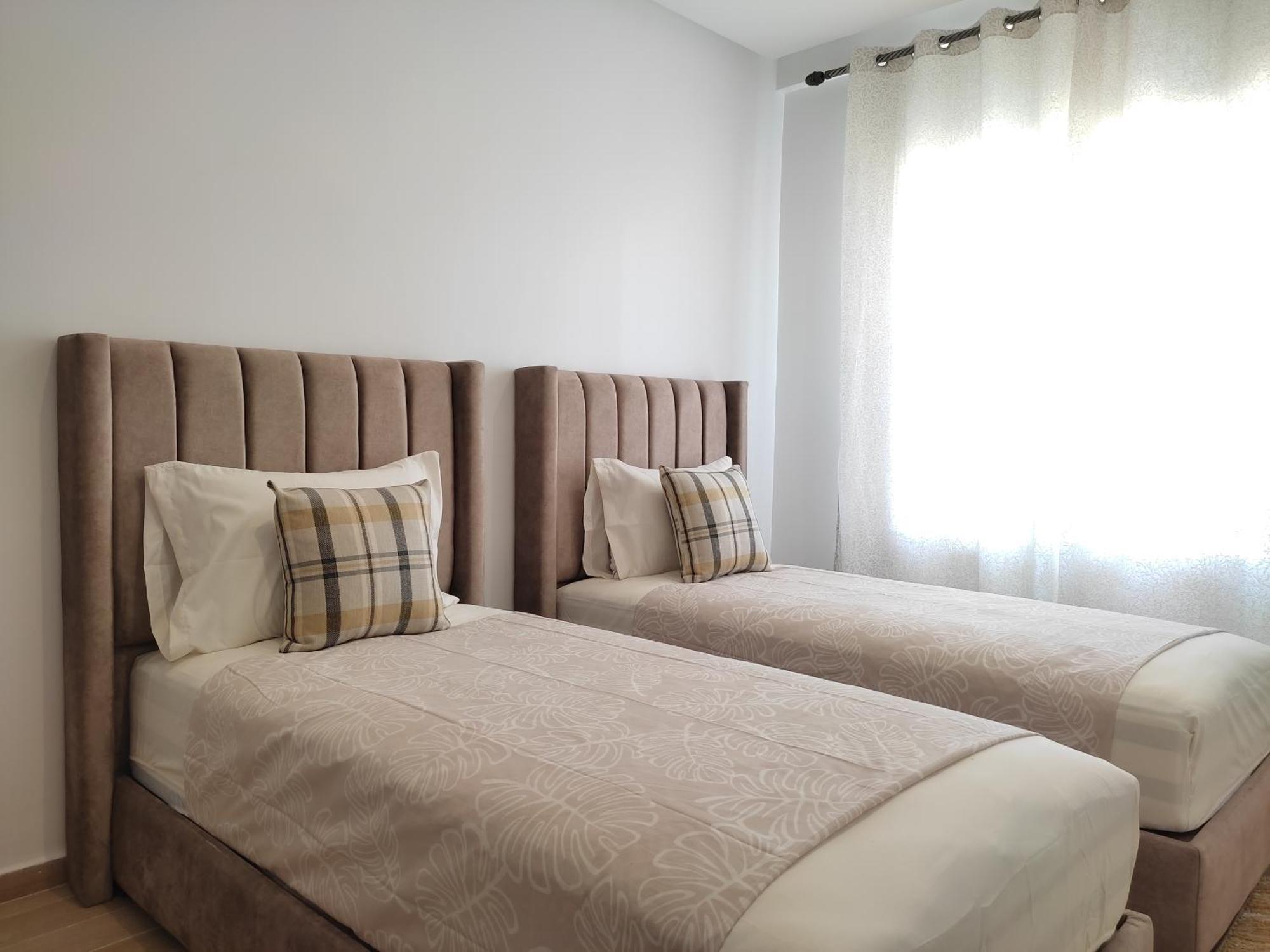 Dlx03 Apartment Oujda Bagian luar foto